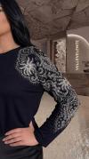 Kol İşlemeli Taş Detaylı Siyah Viskon Kumaş Bluz