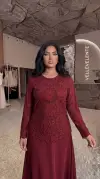 Damla Taş Detaylı Kırmızı Krep Kumaş Bluz Etek İkili Takım