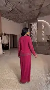 Damla Taş Detaylı Pembe Krep Kumaş Bluz