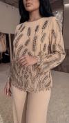 Damla Taş Detaylı Başak Desenli Krem Krep Bluz