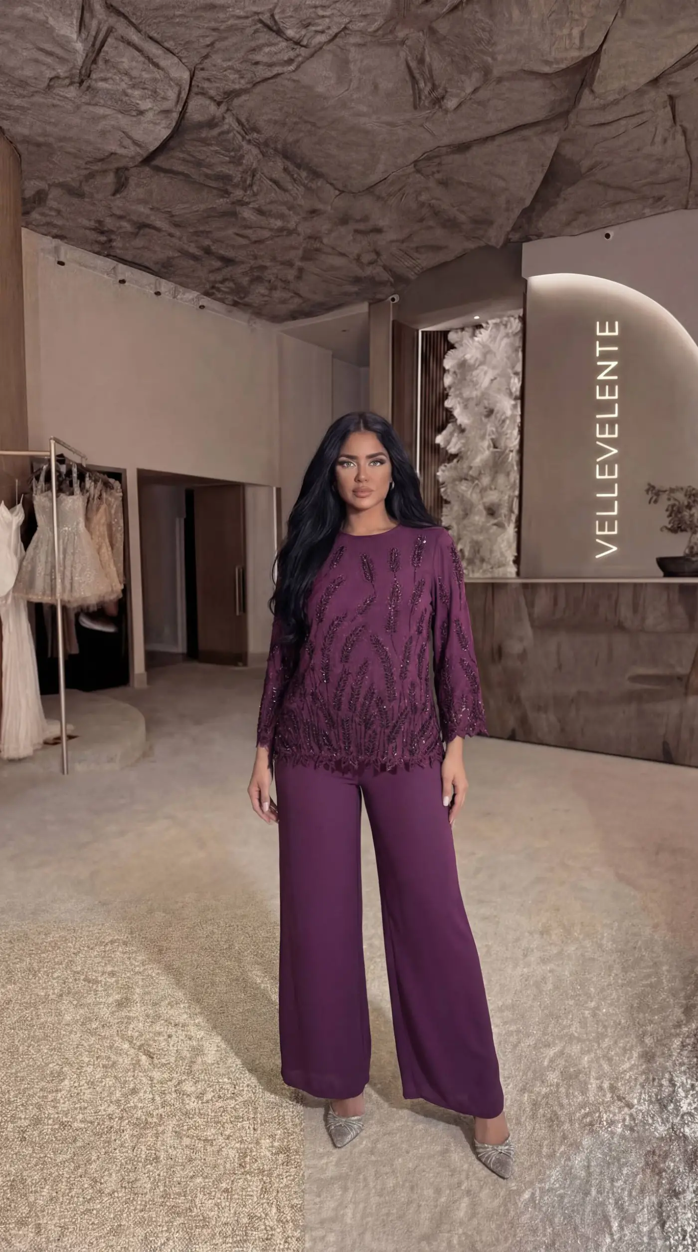 Damla Taş Detaylı Başak Desenli Mürdüm Bluz Pantalon İkili Takım